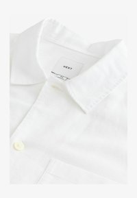 Sélectionné, white