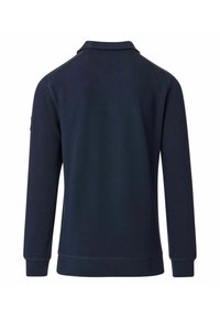 Niebieska granatowa koszulka polo z długim rękawem o prążkowanej strukturze, z płaskim kołnierzykiem i mankietami; posiada detal z logotypem po lewej stronie rękawa.