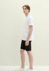 TOM TAILOR Shorts - black