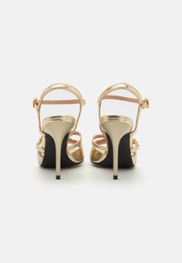 Love Moschino CHAIN STRAP - Sandali z visoko peto - platino