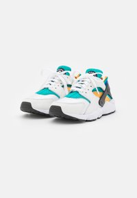 Nike Sportswear AIR HUARACHE UNISEX - Sapatilhas - white/blue/emerald