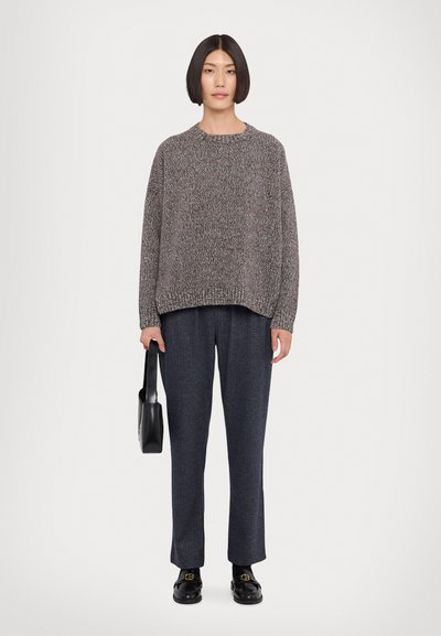 WEEKEND MaxMara MOXA - Striktrøje - testa moro