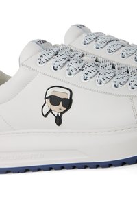 KARL LAGERFELD SNEAKER IKON KAPRI - Sneaker low - white blue