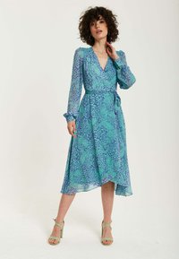 Liquorish ANIMAL PRINT MIDI WRAP - Day dress - blue