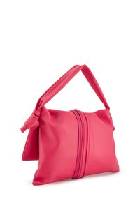 Rosa synthetische Handtasche mit einem geknoteten Griff, ausgestattet mit zwei Reißverschlüssen an der Vorderseite zum Verschließen. Glatte Oberfläche und rechteckige Form.