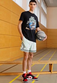 Jordan WOVEN DIAMOND SHORT - Pantalón corto de deporte - mint foam