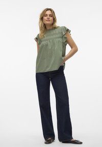 Vero Moda VMTRINE - Blúz - hedge green