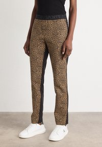 Marc Cain Broek - milk coffee