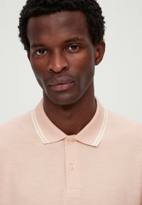 s.Oliver MIT FLAMMGARNSTRUKTUR - Koszulka polo