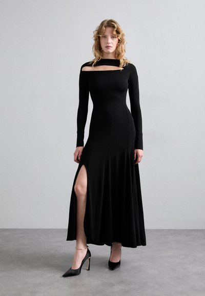Victoria Beckham FRONT CUT OUT FLOORLENGTH DRESS - Vestido ligero - black