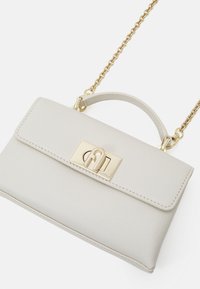 Furla MINI CROSSBODY TOP HANDLE - Håndtasker - marshmallow