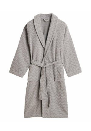 Grå badekåbe i frotté med chevronmønster, rummelige lommer, bindebånd og sjalkrave. Midtlængde, blød tekstur.