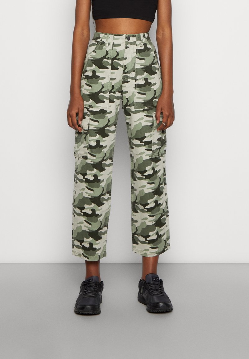 Hollister Co. ULTRA HIGH RISE ANKLE STRAIGHT LEG Cargo trousers