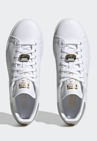 adidas Originals STAN SMITH - Matalavartiset tennarit - cloud white silver metallic gold metallic