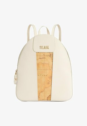 Zaino color crema con pannello frontale che presenta un design di mappa vintage e logo dorato "1° CLASSE" sopra.