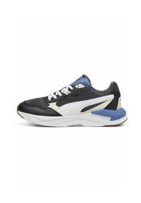 Niet geselecteerd, strong gray white black alpine snow