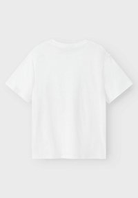 Weißes Baumwoll-T-Shirt, kurze Ärmel, Rundhalsausschnitt, glatte Textur, gerader Schnitt, keine sichtbaren Grafiken oder Verzierungen.