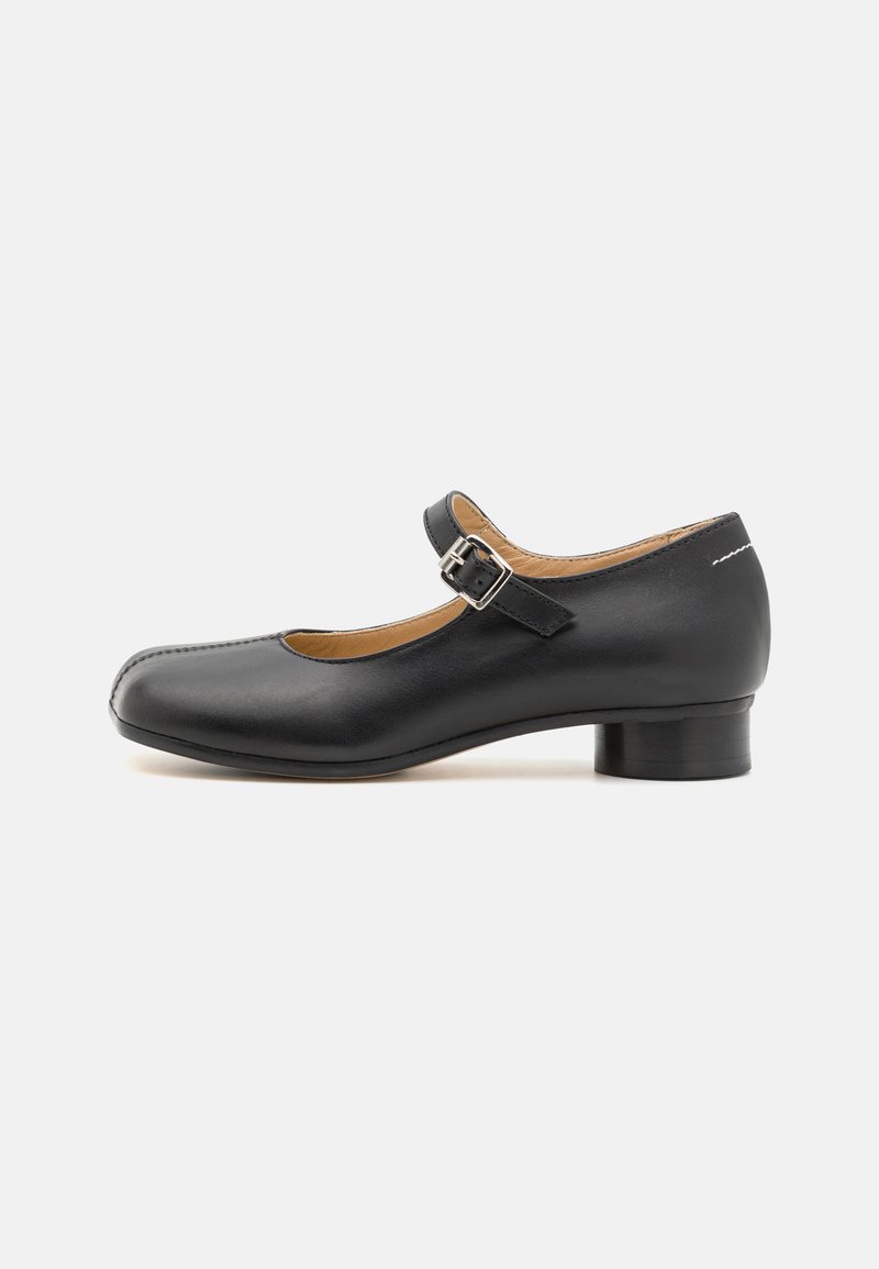 MM6 Maison Margiela Ballerina med reim - black