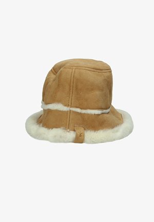Cappello a secchiello in suede beige con una morbida finitura in pelliccia sintetica bianca lungo il bordo. Presenta dettagli cuciti e un piccolo etichetta sul lato.