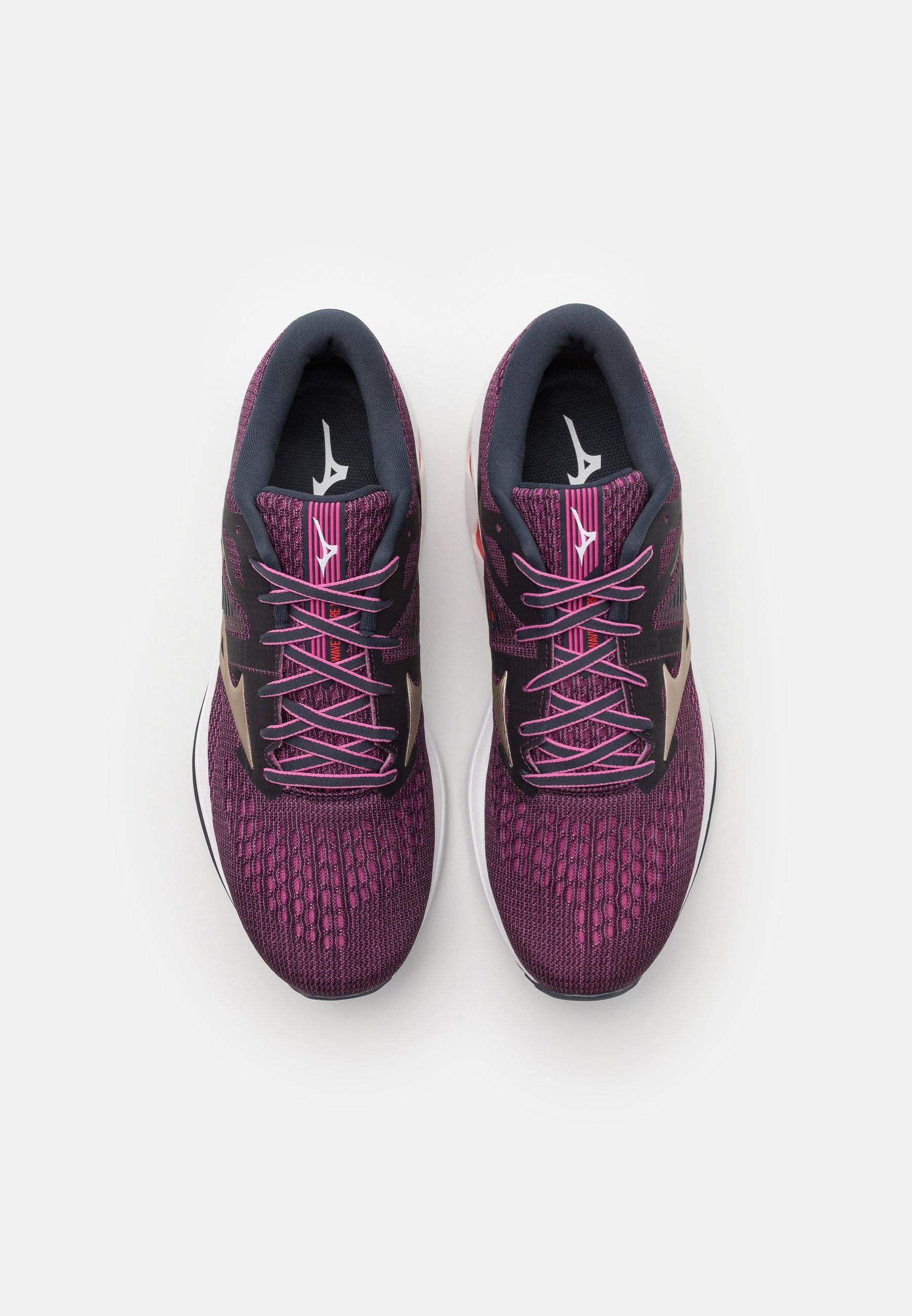 mizuno wave runner 17 gold