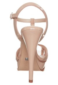 Buffalo Sandály na platformě - nude