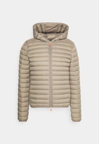 Lichtgewicht, gewatteerd kaki jack met capuchon. Heeft horizontale doorgestikte lijnen, een voorrits met een oranje trekker en geribbelde manchetten.