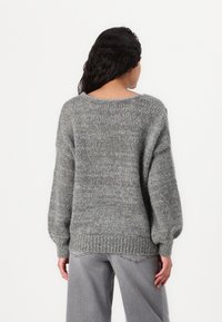 Vero Moda VMLOLLIPOP V NECK - Trui - medium grey