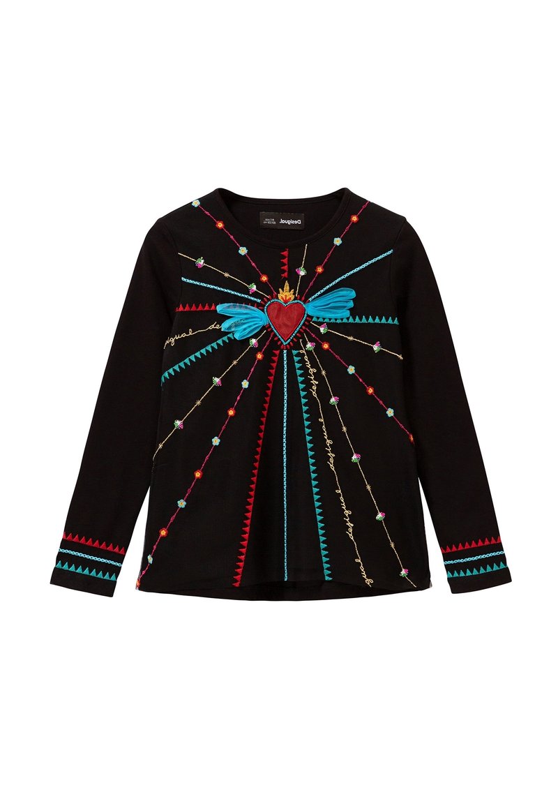 Czarna koszula z długim rękawem z kolorową haftowaną grafiką w kształcie serca, z niebieskimi i czerwonymi akcentami oraz ozdobnym przeszyciem.