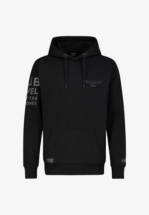 Schwarzer Hoodie aus weichem Material, mit einer Kängurutasche, Kapuze mit Kordelzug und bedrucktem Text auf der Vorderseite und den Ärmeln. Sublevel-Logo-Label am Saum.