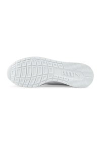Suola di scarpa sportiva bianca con gomma a motivo per un migliore grip. Presenta indentazioni rettangolari e un bordo texturizzato. Logo Puma in rilievo.