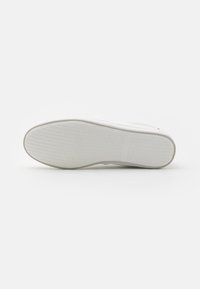 Pier One UNISEX - Joggesko - white