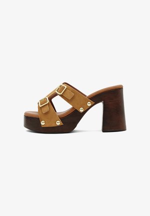 Desa, DESA WOMAN SANDALS - Sabots - light brown