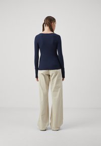 Abercrombie & Fitch ICON HENLEY - Maglietta a manica lunga - navy