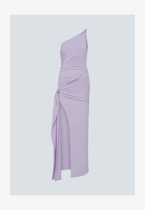 Μωβ φόρεμα με έναν ώμο, με κόμπο στο πλάι και ψηλή σχισμή, με συγκεντρωμένο ύφασμα και ασύμμετρο τελείωμα.