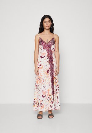 YASTHENA STRAP ANKLE DRESS - Maxikjole - cream pink