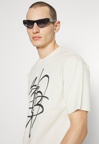 HUGO Marškinėliai su spaudiniu - white