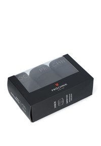 Czarna opakowanie z przezroczystym oknem, przez które widać trzy czarne tkaninowe produkty. Na opakowaniu wytłoczony napis "PROČHNIK" oraz szczegóły produktu z boku.