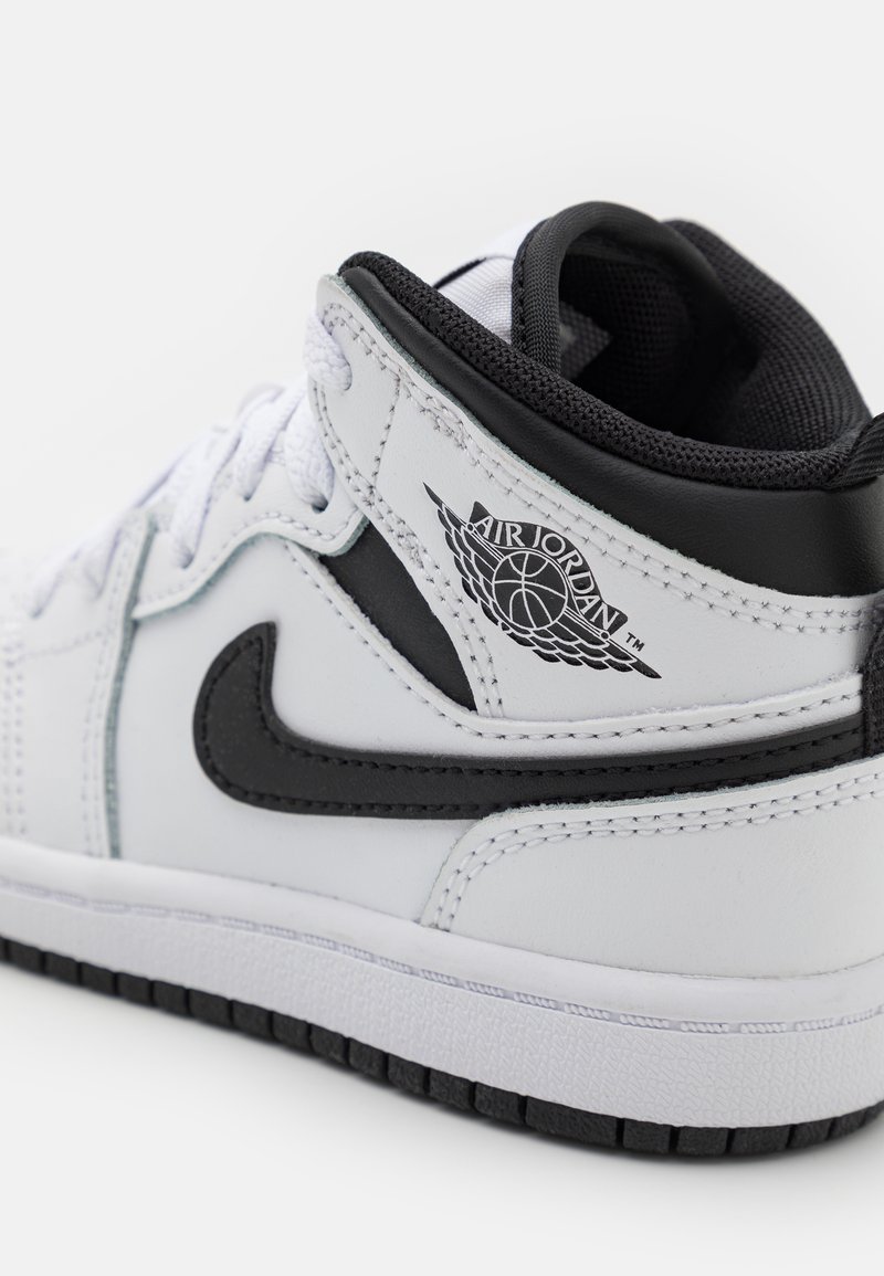 High Jordan Bianche E Nere Mid Air Jordan Mid Nere E Grigie Jordan