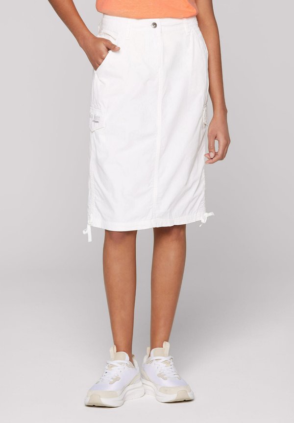 IM STIL MIT RAFFUNGEN - A-Linien-Rock - ivory