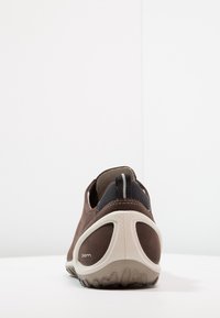 ECCO Trekingové boty - brown