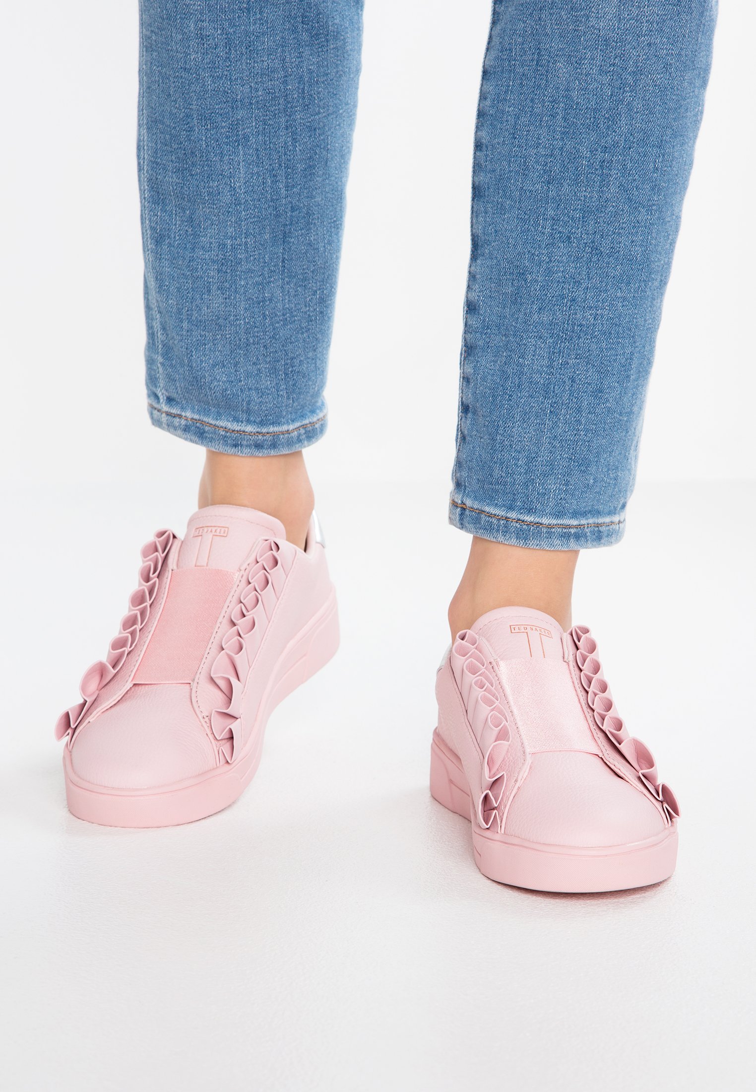 ted baker astelli trainers