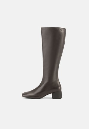 LIVIA - Støvler - chocolate