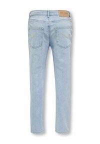 Világoskék farmernadrág, slim fit fazonnal, bőr folttal a dereknál és két hátsó zsebbel, amelyeket sárga varrás díszít.
