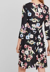 Anna Field MAMA Sukienka z dżerseju