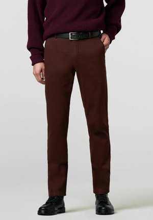 NEW YORK Art.2-5617 in Regular Fit - Chino - bordeaux