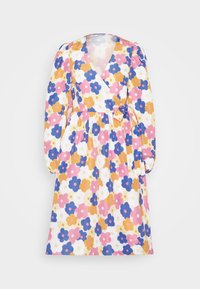 Επιλέχθηκε, pink light