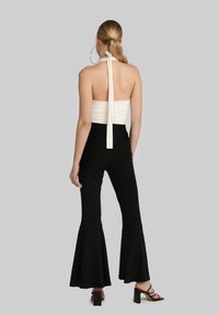 Madnezz House Body - Body - ecru