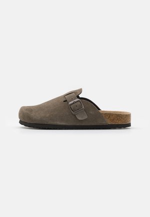 LEATHER UNISEX - Slippers - khaki