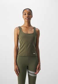 Stronger SQUARED TANK - Viršus - olive night