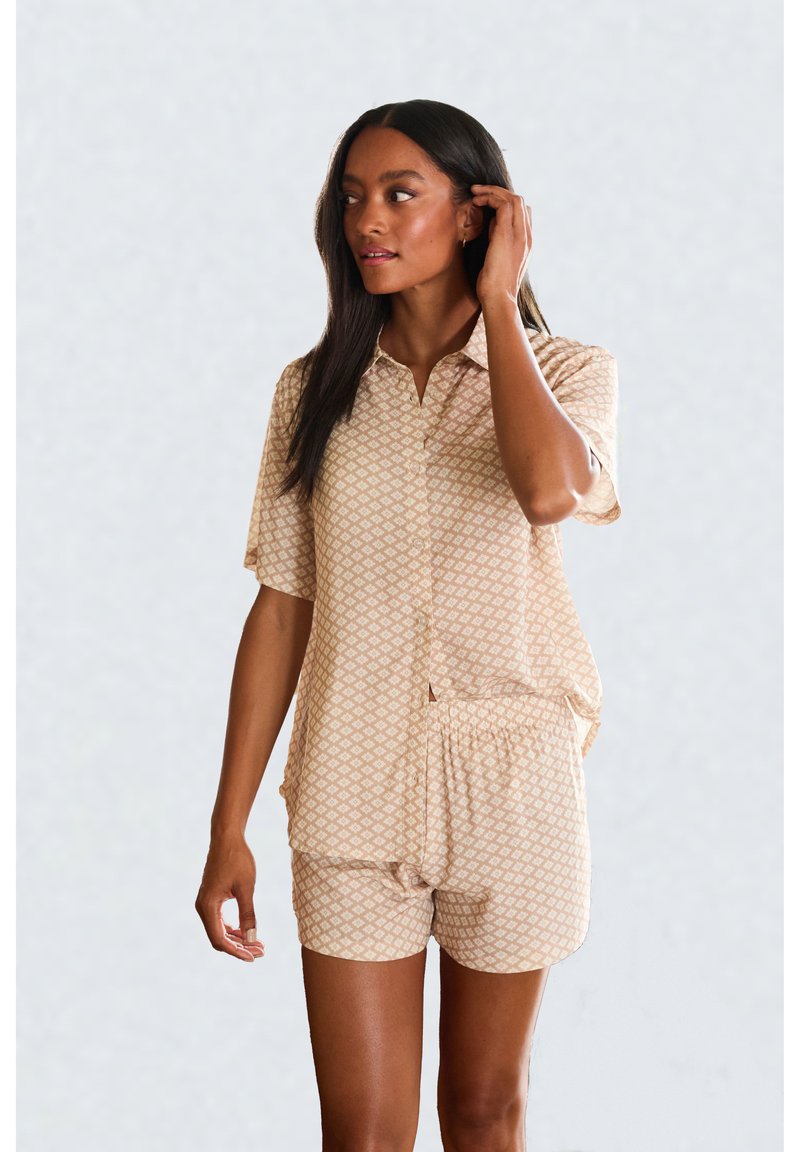 LASCANA SHORTS - Pidžamas apakšdaļa - beige/white